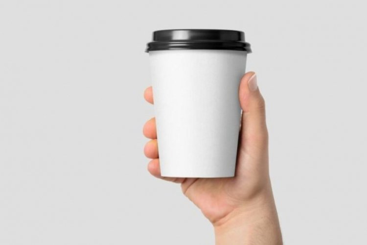 Karton bardakta 25 bin mikroplastik parçacığı var