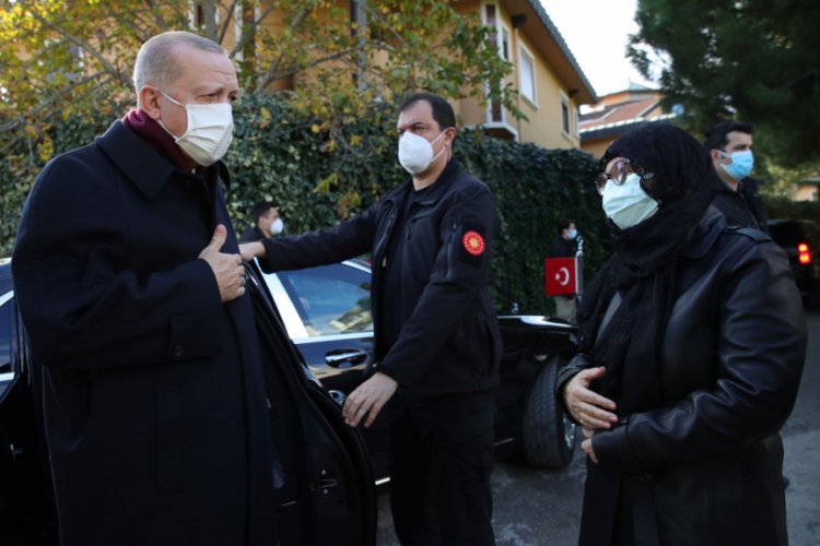 Cumhurbaşkanı Erdoğan, Bakan Pekcan'ın annesinin cenaze törenine katıldı