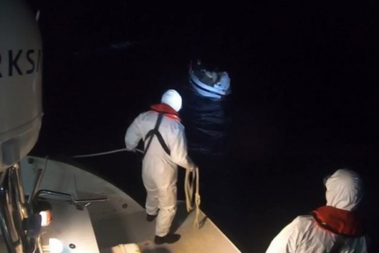 Mahsur kalan 24 göçmen kurtarıldı