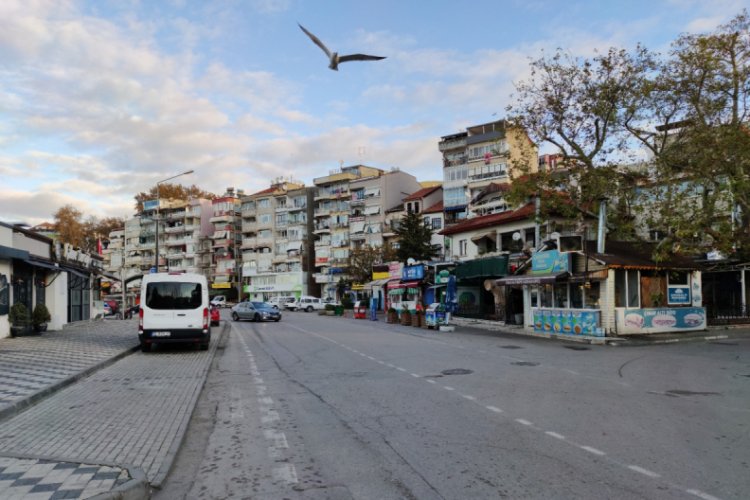 Bursa Gemlik'te yasaklar yanlış anlaşıldı: Sokaklar boş kaldı