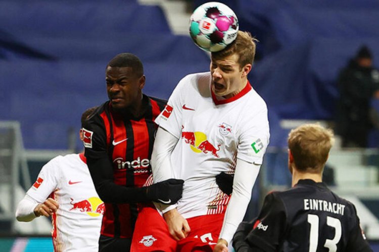 Leipzig, Eintracht Frankfurt deplasmanından 1 puanla döndü