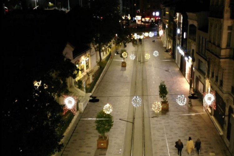 İstiklal Caddesi boş kaldı