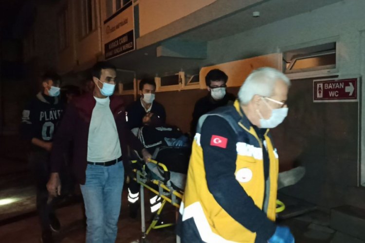 Koronavirüs testinin pozitif çıktığını öğrenen genç cinnet getirdi
