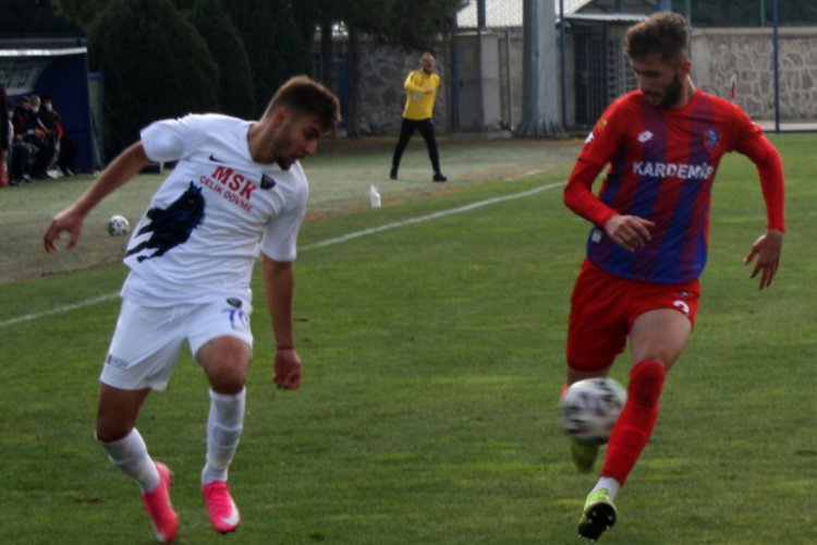 Karacabey Belediyespor, konuk ettiği Karabükspor'u mağlup etti