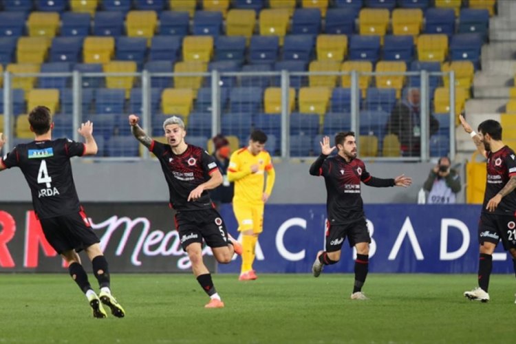 Gençlerbirliği 3 puana 3 golle uzandı