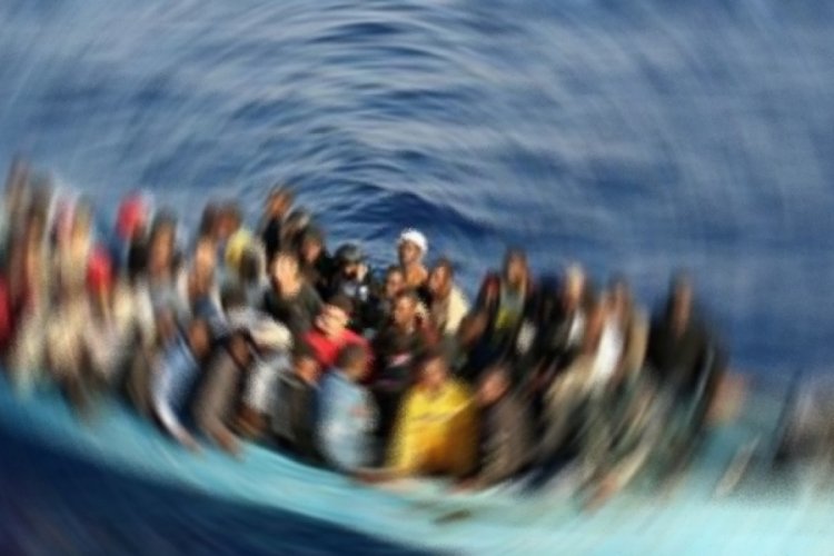 4 göçmen teknede ölü bulundu