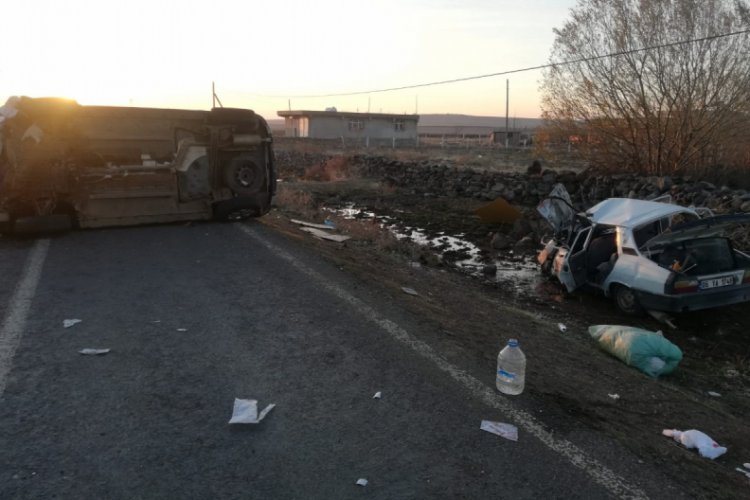 Şanlıurfa'da trafik kazası: 8 yaralı