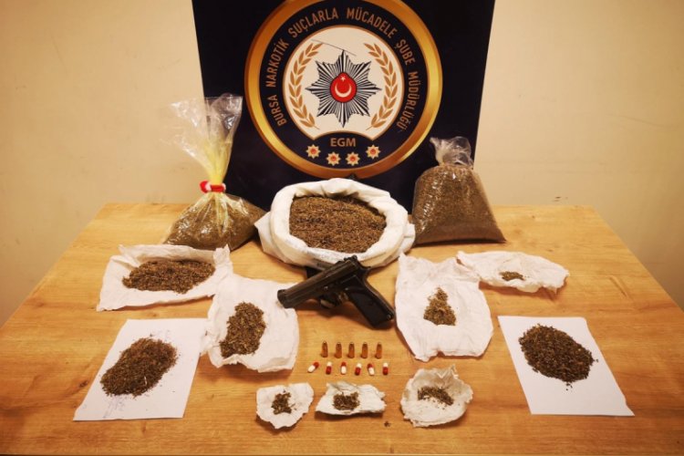 Bursa'da narkotik ekipleri 16 kilo uyuşturucu ele geçirdi