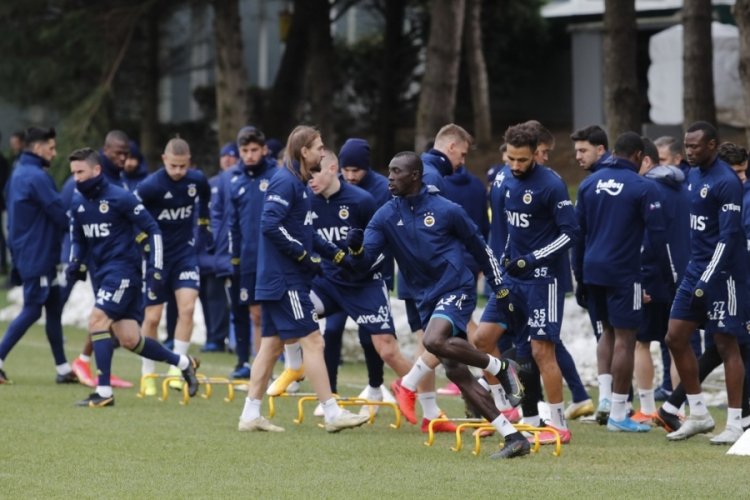 Fenerbahçe, Trabzonspor maçı hazırlıklarını devam ettirdi