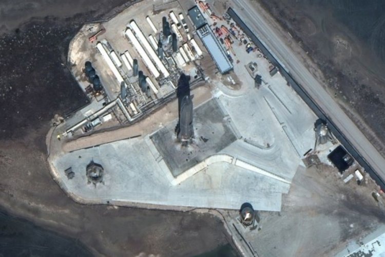 Starship, deneme uçuşu sonrası yerde infilak etti