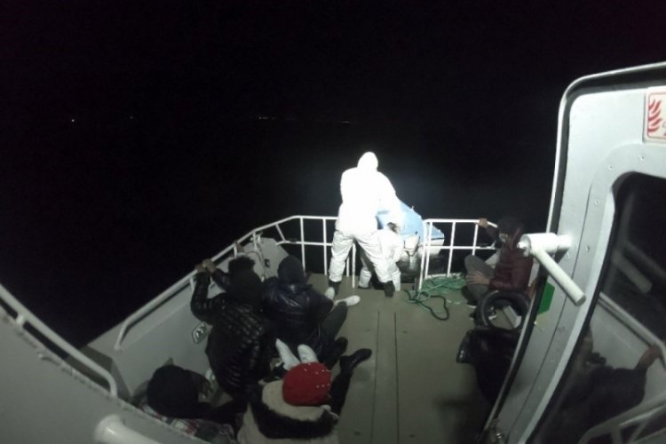 Balıkesir açıklarında 76 düzensiz göçmen kurtarıldı