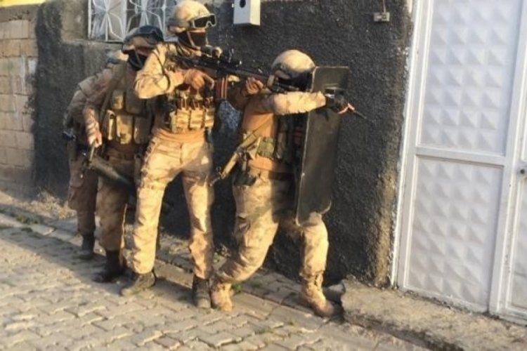Şanlıurfa merkezli uyuşturucu operasyonunda 13 gözaltı