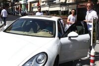 Demet'te para çok gibi