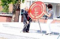 CHP'li başkana 'çelenk' cezası