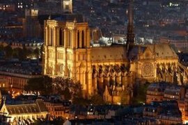 Notre Dame Katedrali'nde intihar