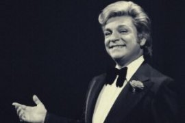 Zeki Müren Bursa'da şarkılarıyla anıldı