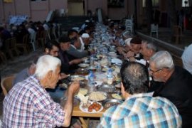 Bursa'dan Hatay'a iftar sofrası