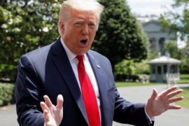 Trump, Çin ve AB'yi ''gümrük vergisi'' ile tehdit etti