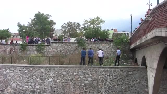 Bursa'da köprü altında erkek cesedi bulundu