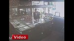 Kuyumcu soygunu şaka zannederse...