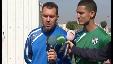 "Bursaspor'da kalmam istenirse seve seve kalırım"