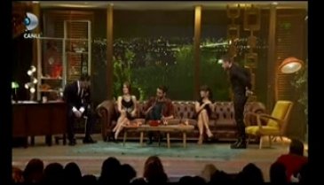 Beyaz Show'da muhteşem skeç