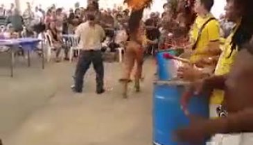 Samba festivalinde yapılan şaka