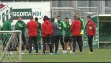 Bursaspor Galatasaray'a hazırlanıyor