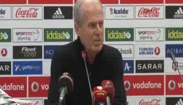 Mustafa Denizli, Beşiktaş - Galatasaray maçının ardından açıklamalarda bulundu