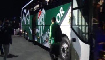 Taraftar Bursaspor'a sahip çıktı!