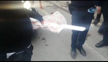 Restoranda döner bıçaklı kavga!
