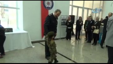 Bursa İl Emniyet Müdürü Osman AK, çocukları misafir etti