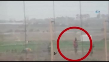 İsrail askerleri Filistinli gence ateş açtı