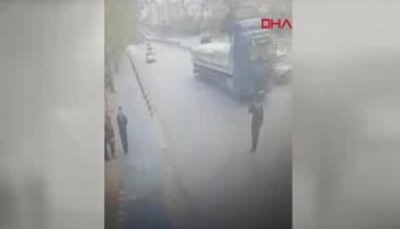 Vali'ye selam veren polise otomobil çarptı