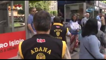 Kılık değiştiren polisten parkta şok fuhuş baskını!
