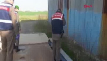 Oğluyla birlikte kocasını öldürdü!