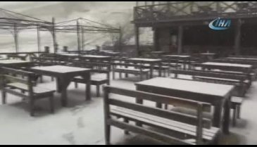 Bursa Uludağ'da kar sürprizi!