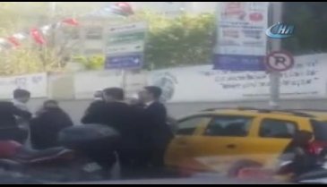 Taksicinin fazla para istediği iddiası! "Senin canını alırım"