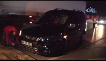Bursa'da motosiklet otomobille çarpıştı: 1 ölü, 1 yaralı
