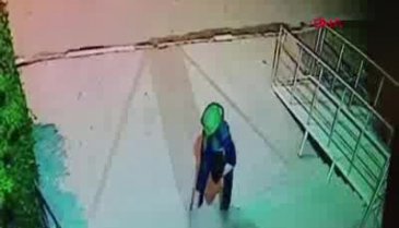 Bursa'da Kestel cemevi kapısına yazılı saldırı