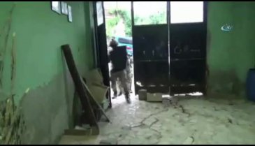 Bursa'da zehir tacirlerine JÖH'ten nefes kesen operasyon!
