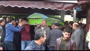Pilavdan zehirlenen genç Bursa'da gözyaşları ile uğurlandı