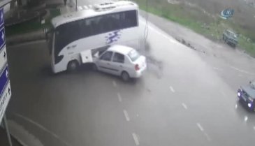 Feci kazalar güvenlik kamerasında