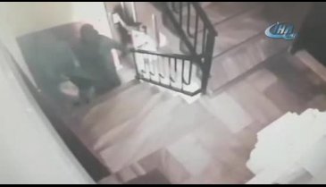 Bursa'da 4 ve 6 yaşındaki iki kız kardeş 3 kadın tarafından böyle kaçırıldı