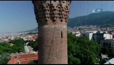Bursa Ulucami'ye mahyalar asıldı