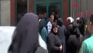 50 liralık yardım izdiham yarattı!