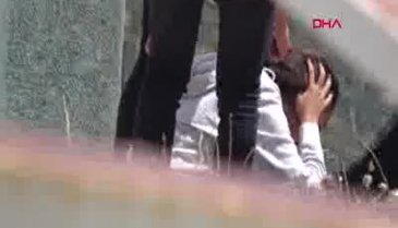 Erkek arkadaşı bikinili fotoğrafını paylaşınca sinir krizi geçirdi