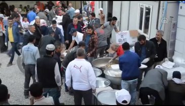 Bursa'dan Doğubayazıt'ta 3 bin kişilik "Kardeşlik İftarı"