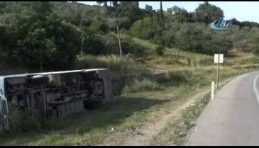 Bursa'da işçi servisi şarampole yuvarlandı: 9 yaralı