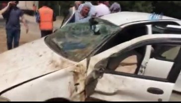 Bursa'da ehliyet almaya giderken takla attı